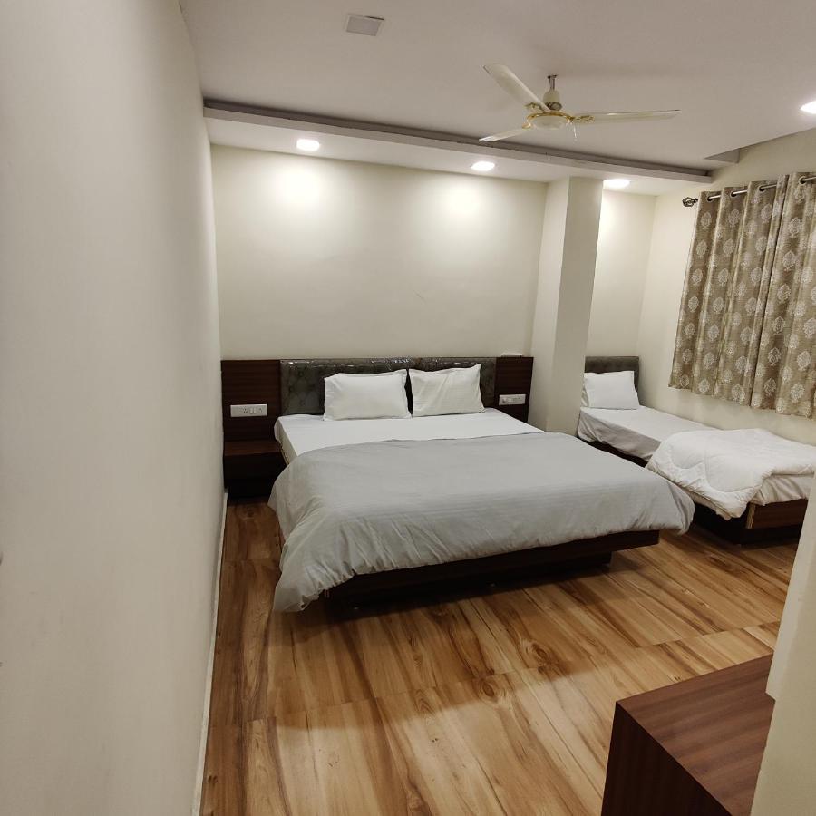 Hotel Shreeji Residency Pachmarhī Exterior foto